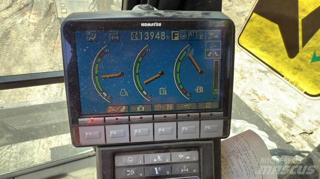 Komatsu PW 148-8 Ratiniai ekskavatoriai