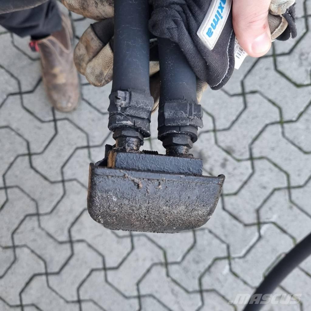  Vagn M5051 Kitos priekabos