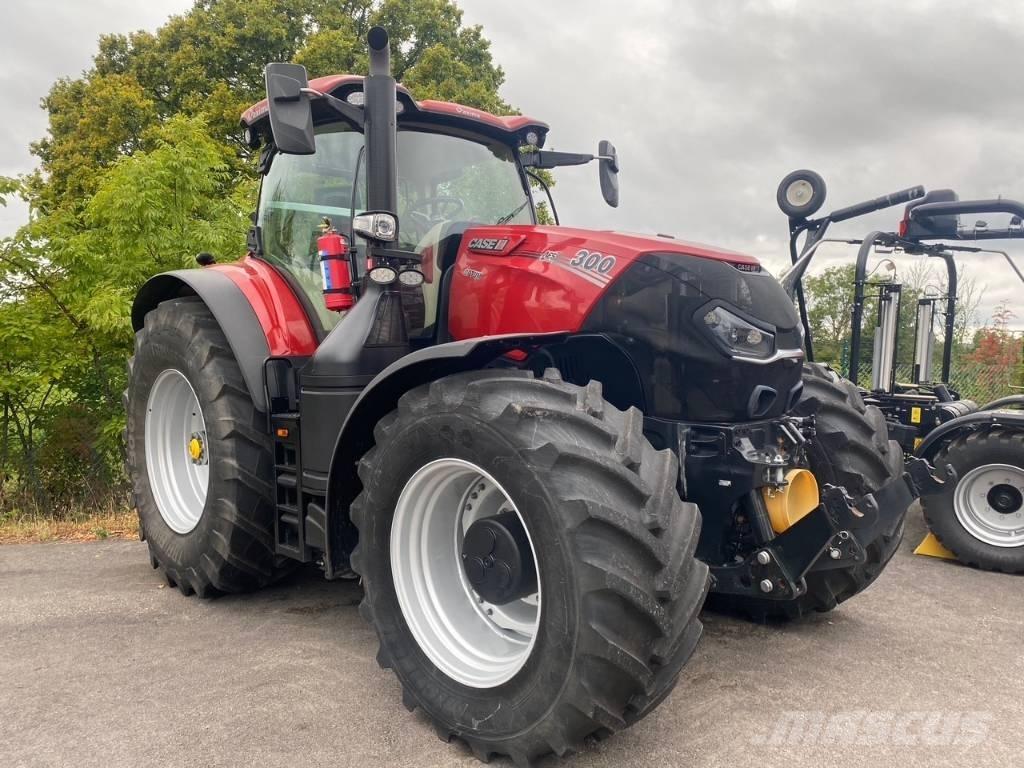 Case IH OPTUM 300 Traktoriai
