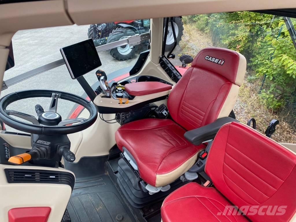 Case IH OPTUM 300 Traktoriai