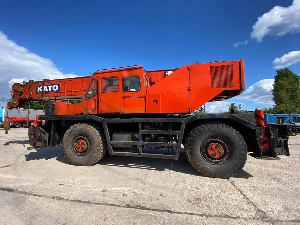 Kato KR 500 Neapdoroto reljefo kranai