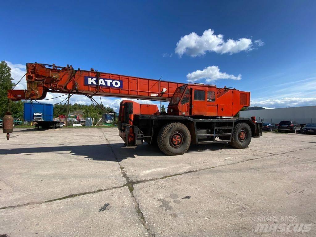 Kato KR 500 Neapdoroto reljefo kranai