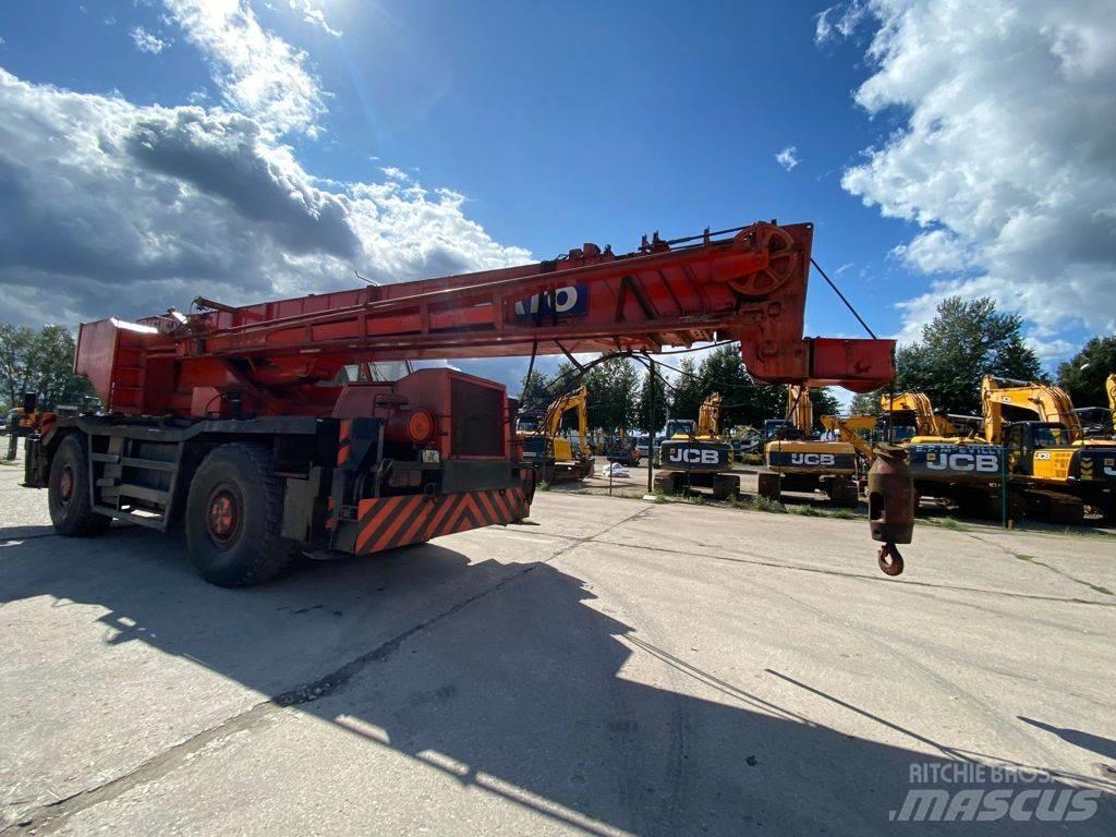 Kato KR 500 Neapdoroto reljefo kranai