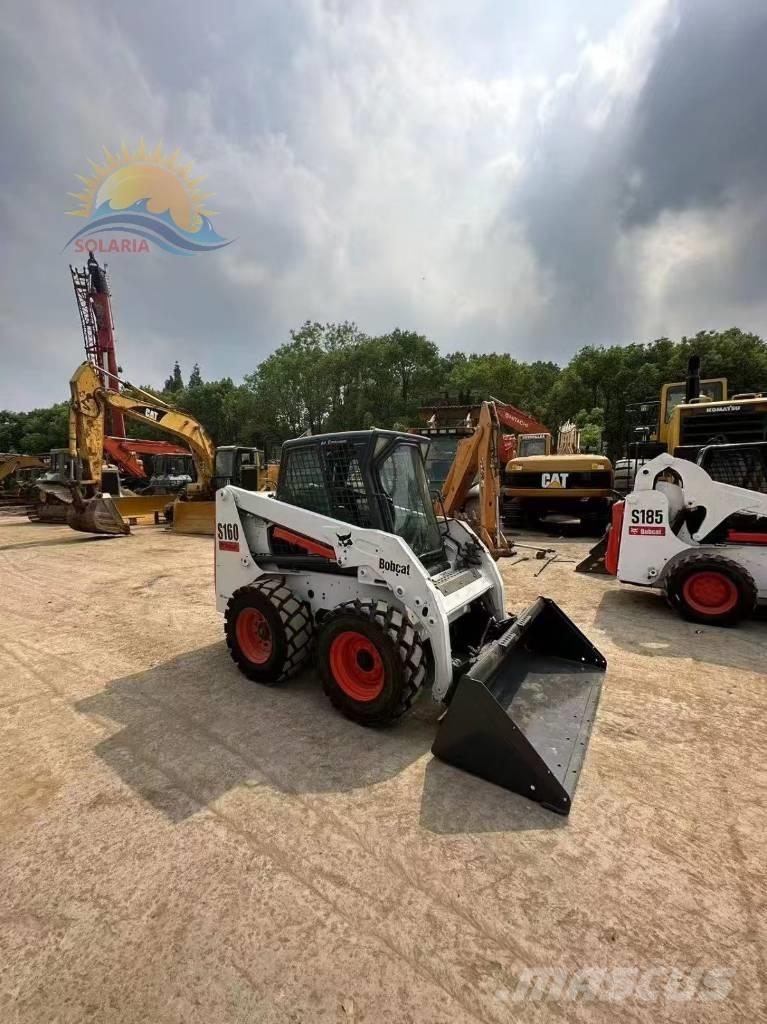 Bobcat S 160 Krautuvai su šoniniu pasukimu