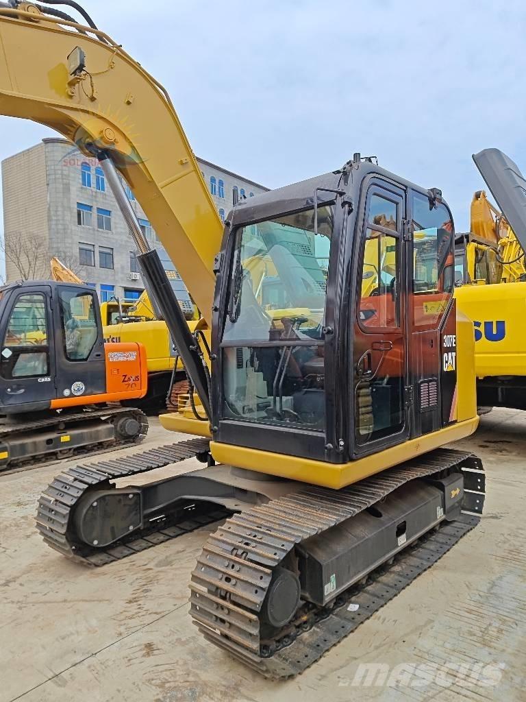 CAT 307E Vikšriniai ekskavatoriai