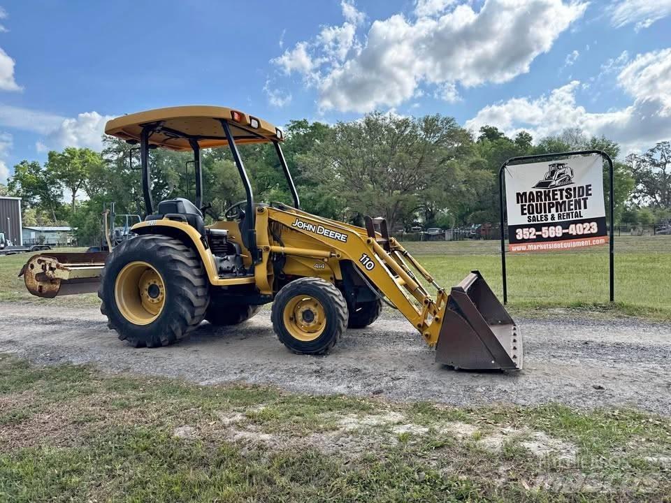 John Deere 110 Traktoriai