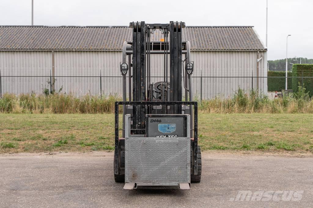 Manitou ME 435 Elektriniai šakiniai krautuvai