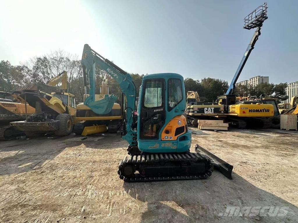 Kubota U 35 Vikšriniai ekskavatoriai