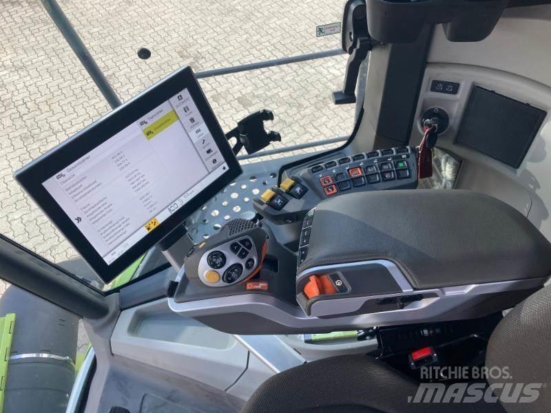 CLAAS LEXION 7500 Derliaus nuėmimo kombainai