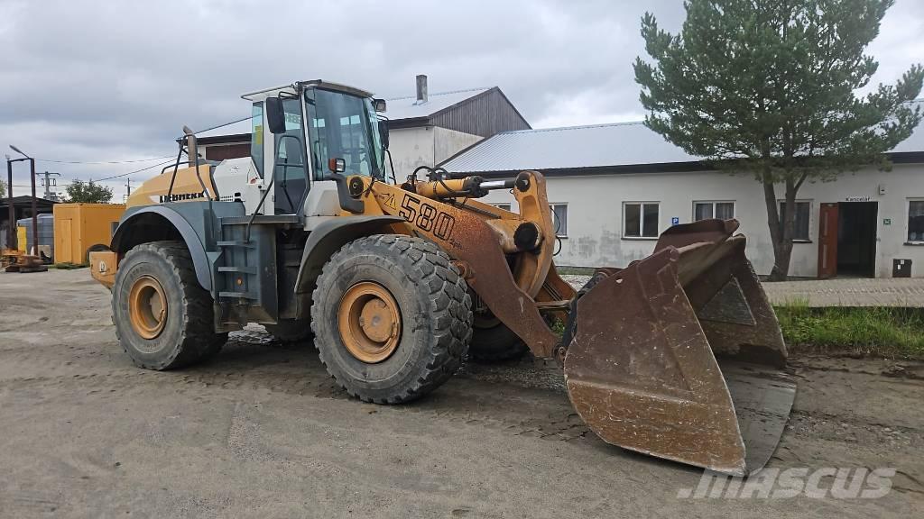 Liebherr L 580 Naudoti ratiniai krautuvai