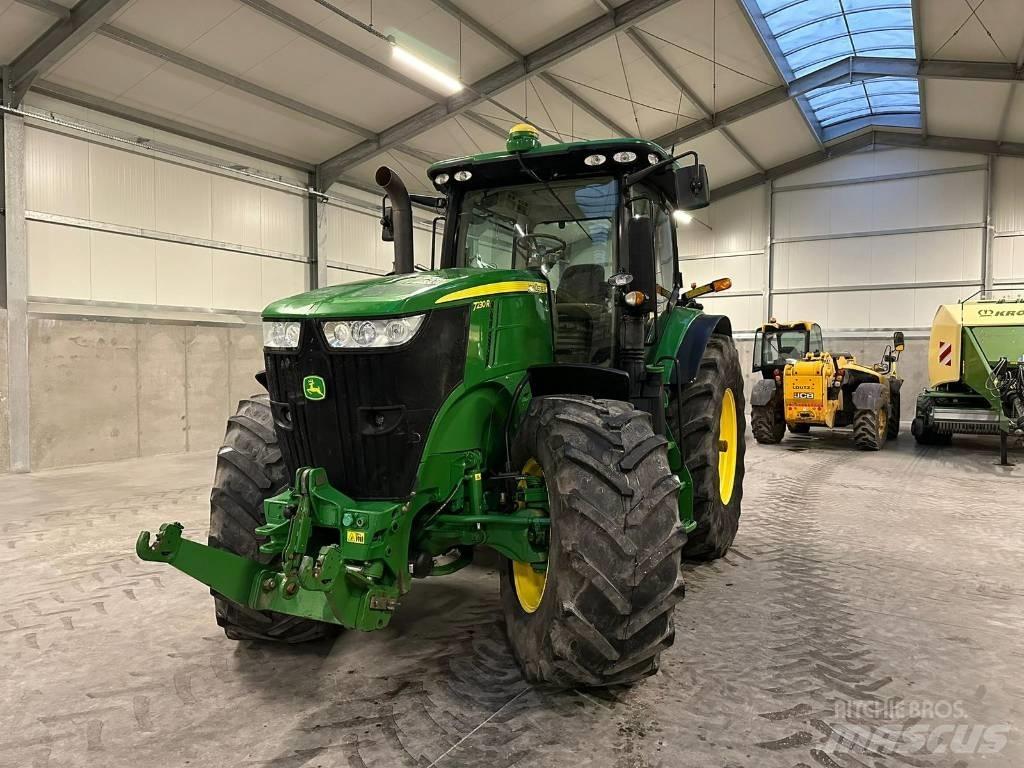 John Deere 7230 R Traktoriai
