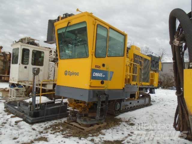 Epiroc DM45HP Žemės paviršiaus gręžimo technika