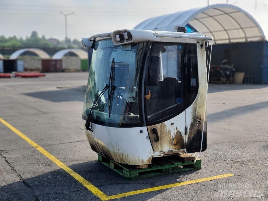 Liebherr L 550 CAB Kabinos ir interjeras