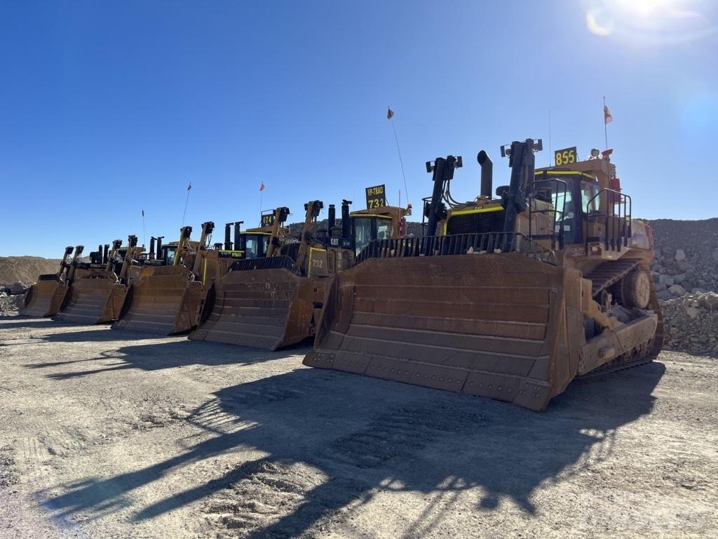 CAT D10T Vikšriniai buldozeriai