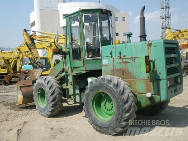 Komatsu 510 Naudoti ratiniai krautuvai