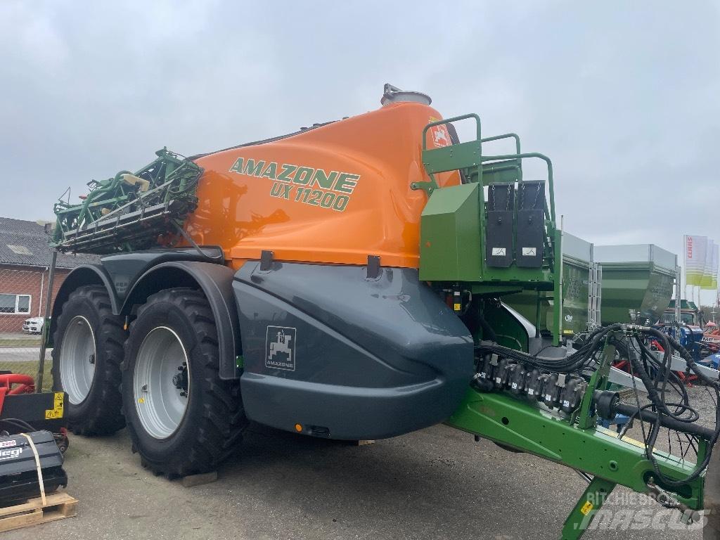 Amazone UX 11200 Prikabinami purkštuvai
