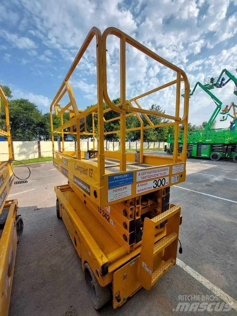 Haulotte Compact 12 Žirkliniai keltuvai