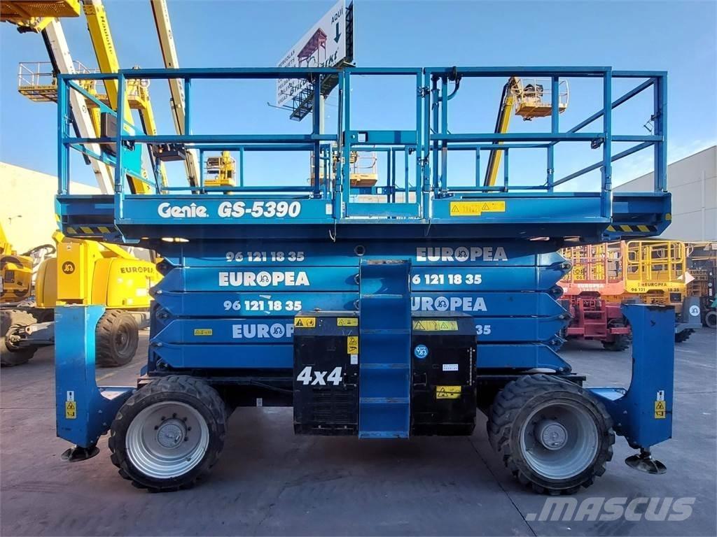 Genie GS5390RT Žirkliniai keltuvai