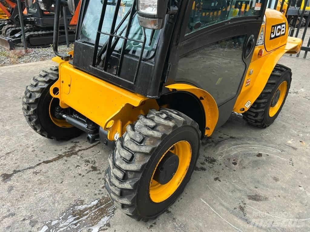 JCB 520-40 Teleskopiniai krautuvai