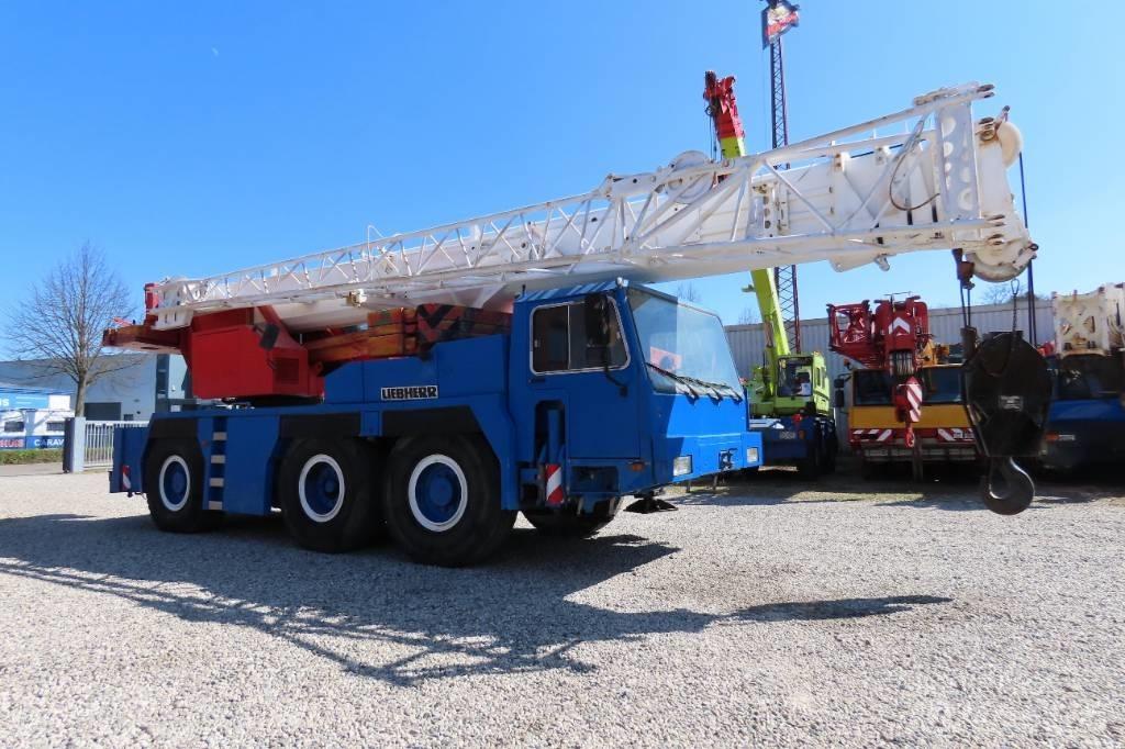 Liebherr LTM 1050-1 Visureigiai kranai