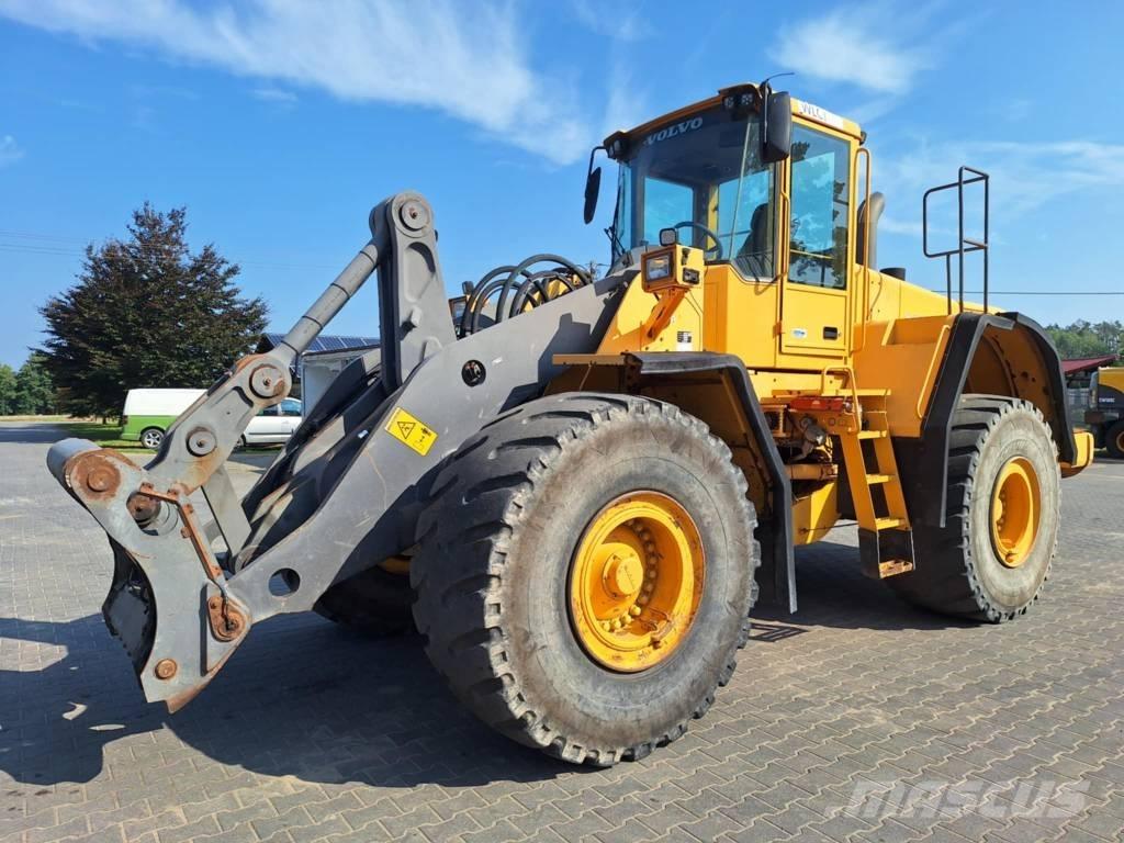 Volvo L 150 E Naudoti ratiniai krautuvai