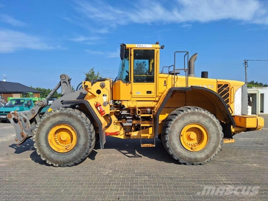 Volvo L 150 E Naudoti ratiniai krautuvai