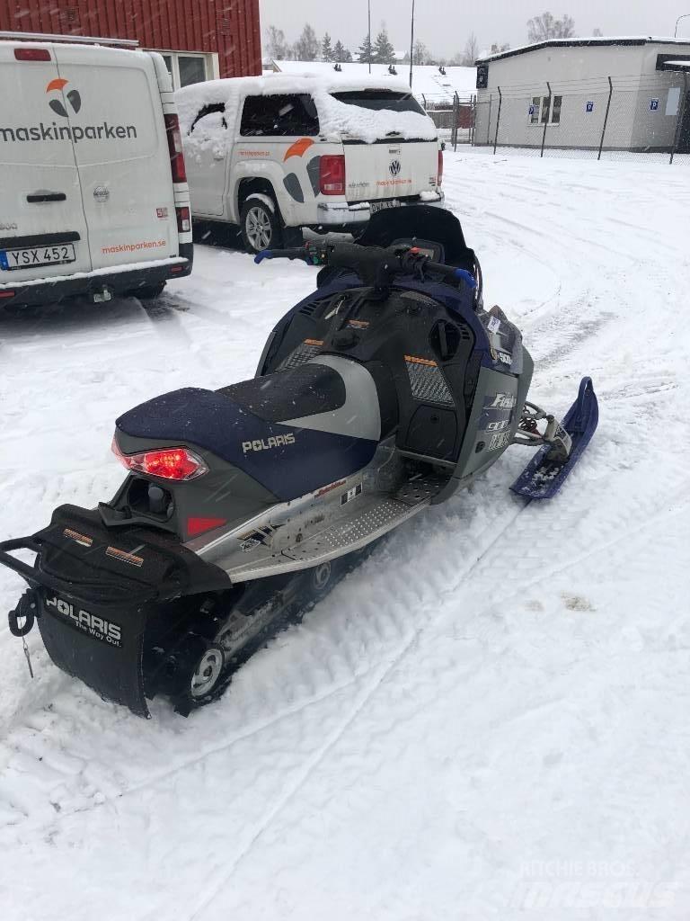 Polaris 900 Fusion Visureigiai automobiliai