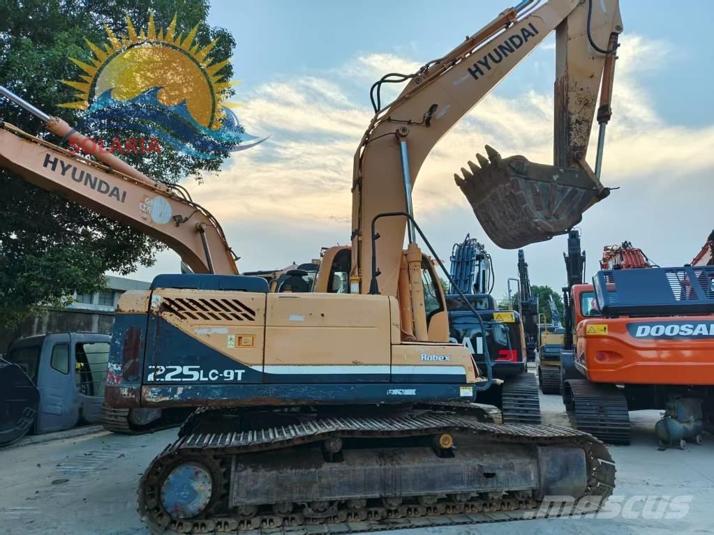 Hyundai R225LC-9T Vikšriniai ekskavatoriai