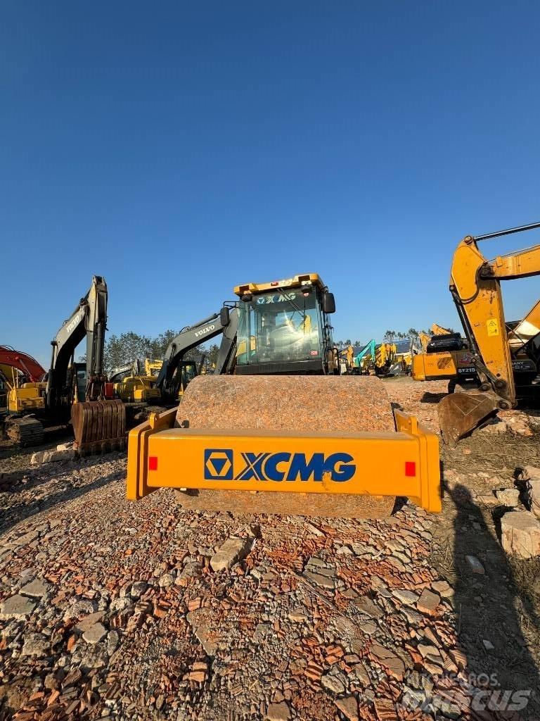 XCMG XS 263 J Vieno būgno volai