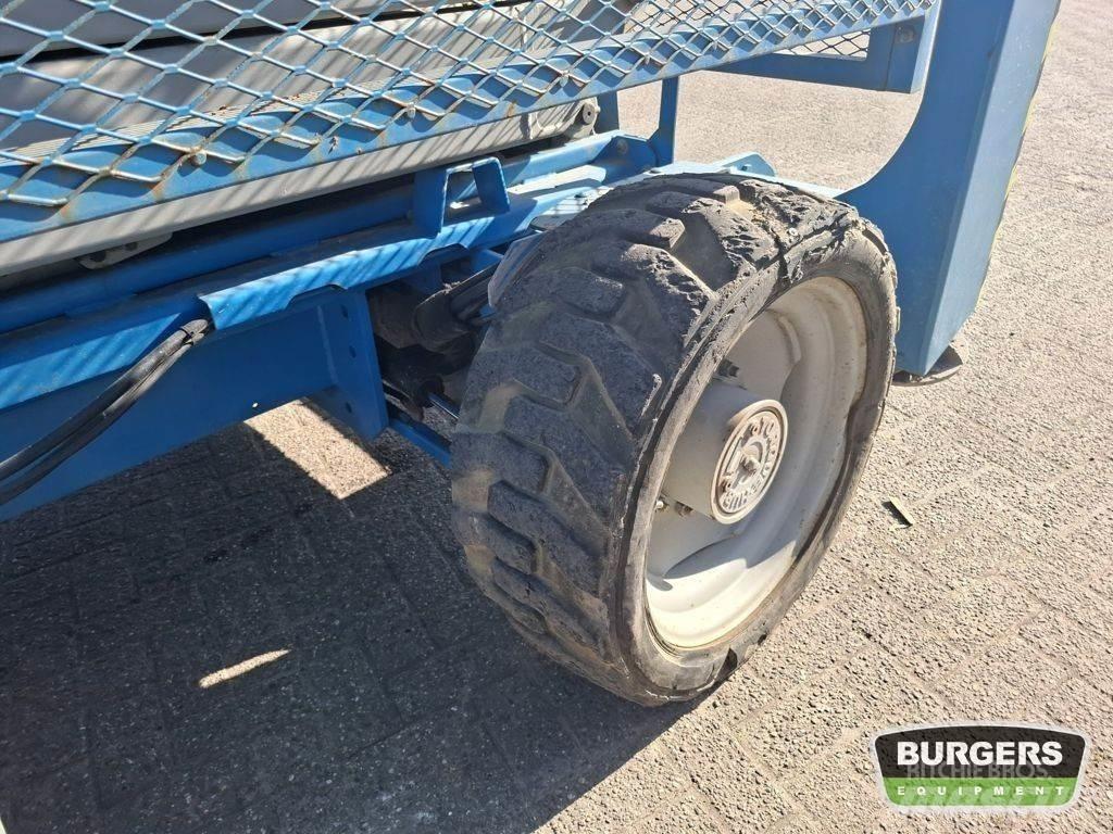 Genie GS4390 RT Žirkliniai keltuvai