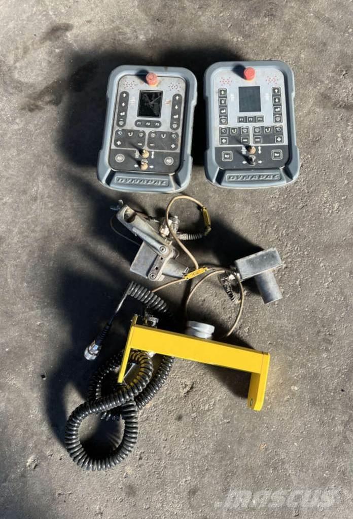 Dynapac SD 1800 W Asfalto klotuvai