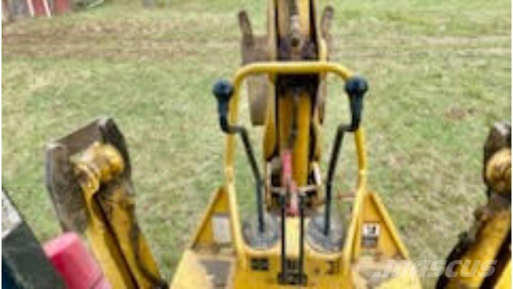 John Deere 110 Ekskavatoriniai krautuvai