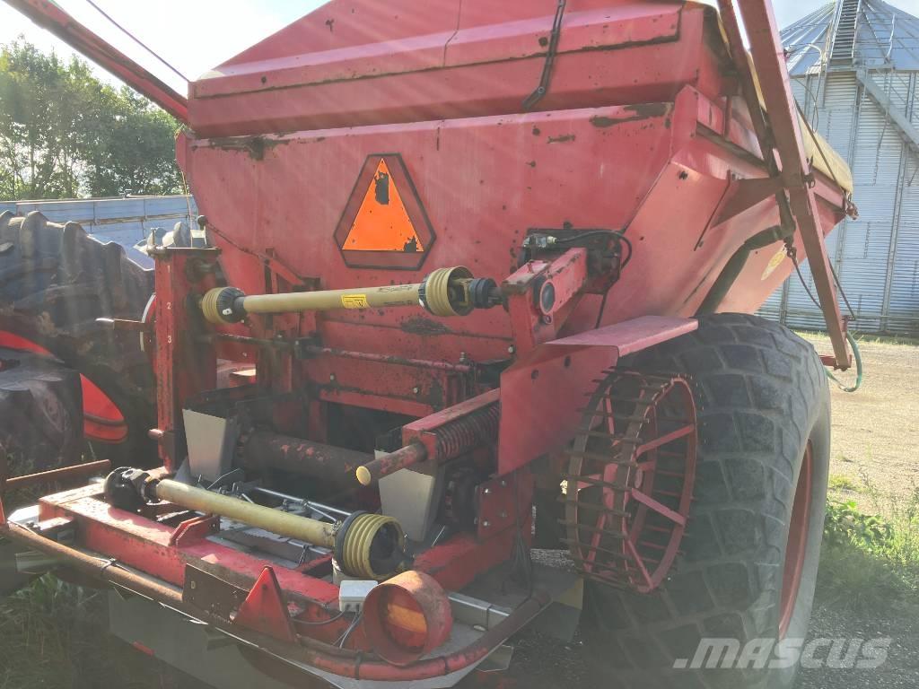 Bredal B 6 Mėšlo barstytuvai