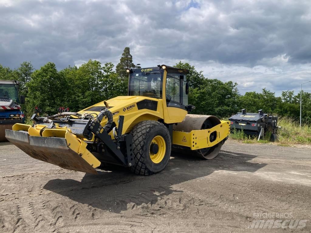 Bomag BW 213 DH-5 Vieno būgno volai
