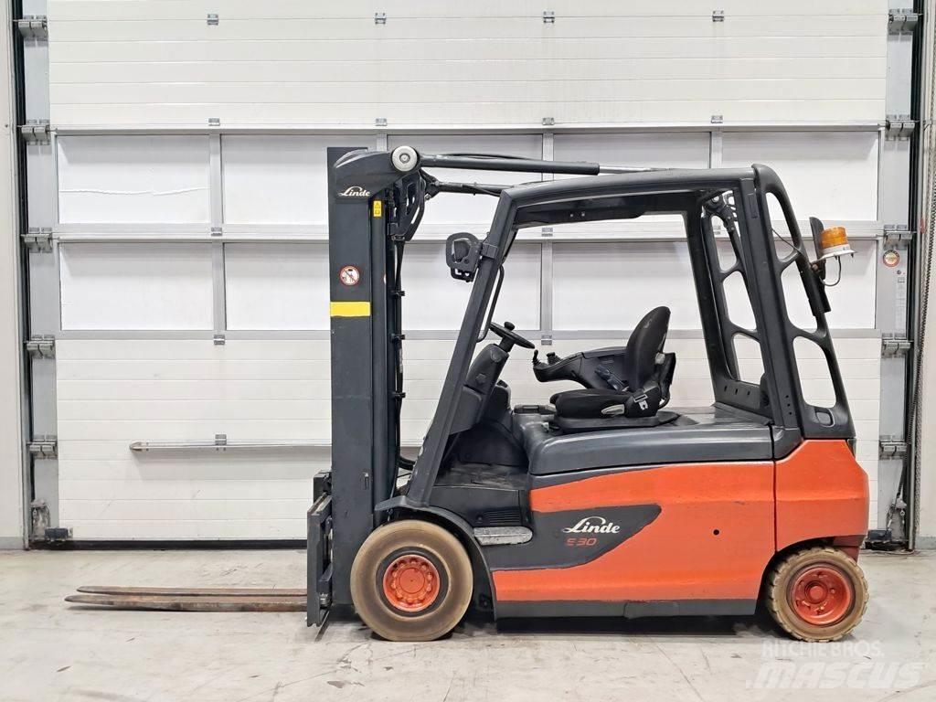 Linde E30L-01 Elektriniai šakiniai krautuvai