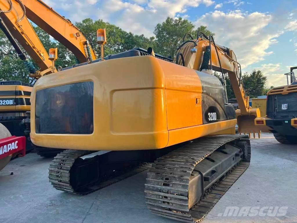 CAT 320 D Vikšriniai ekskavatoriai