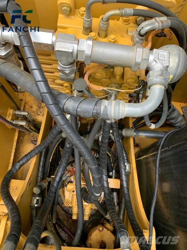 CAT 307 Vikšriniai ekskavatoriai