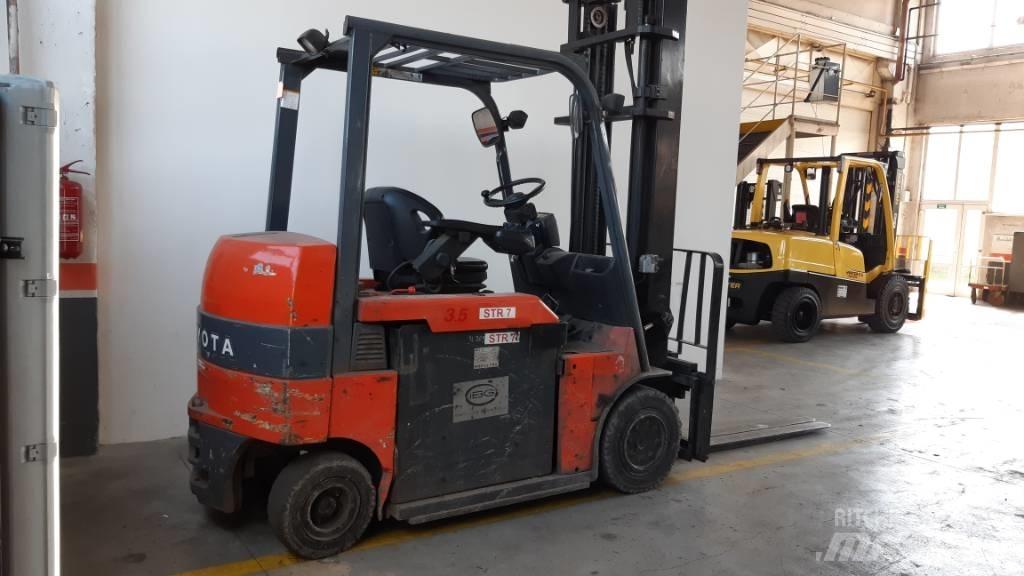 Toyota 7FBMF35 Elektriniai šakiniai krautuvai