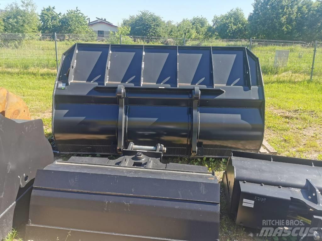 Komatsu WA470 Kaušai