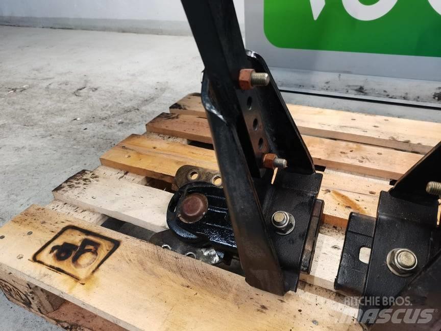 CLAAS Arion fender Padangos, ratai ir ratlankiai