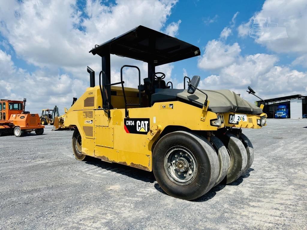 CAT CW 34 Pneumo volai