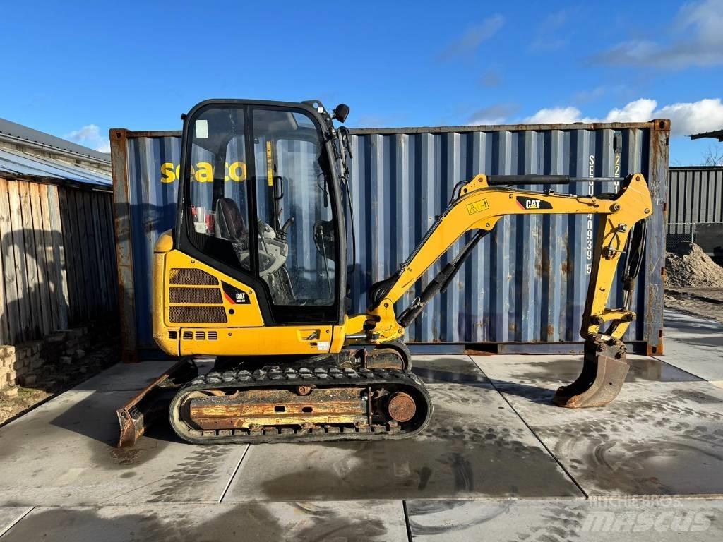 CAT 302.4 D Mini ekskavatoriai < 7 t