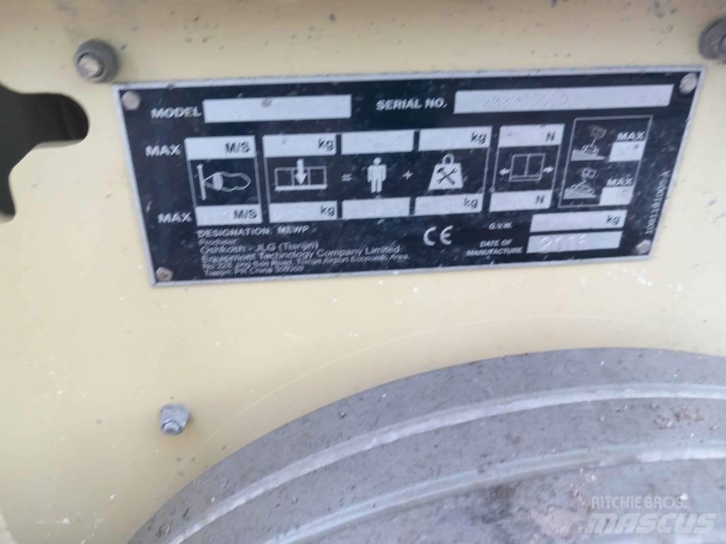 JLG 10 RS Žirkliniai keltuvai