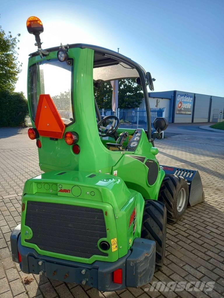 Avant 640 Krautuvai su šoniniu pasukimu
