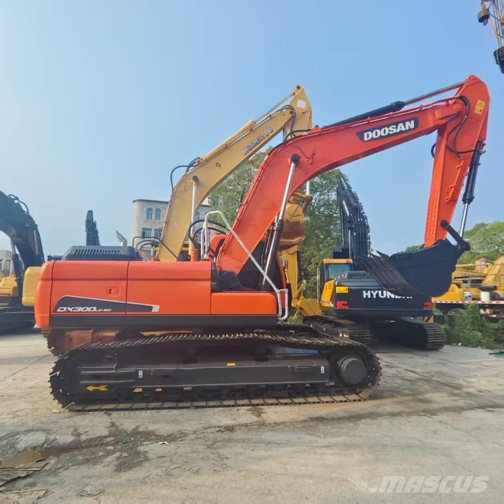 Doosan DX 300 LC Vikšriniai ekskavatoriai