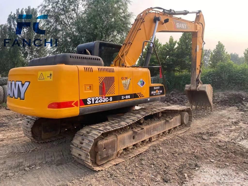 Sany SY 235 H Vidutinės galios ekskavatoriai 7-12 t