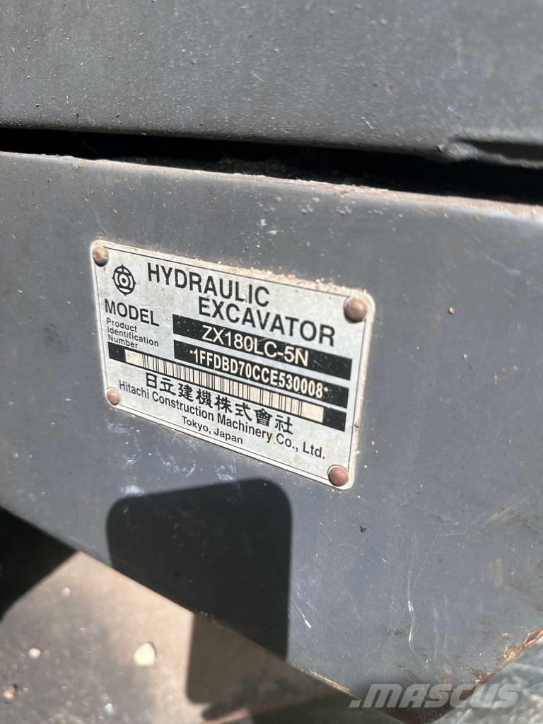 Hitachi ZX 180 LC Vikšriniai ekskavatoriai