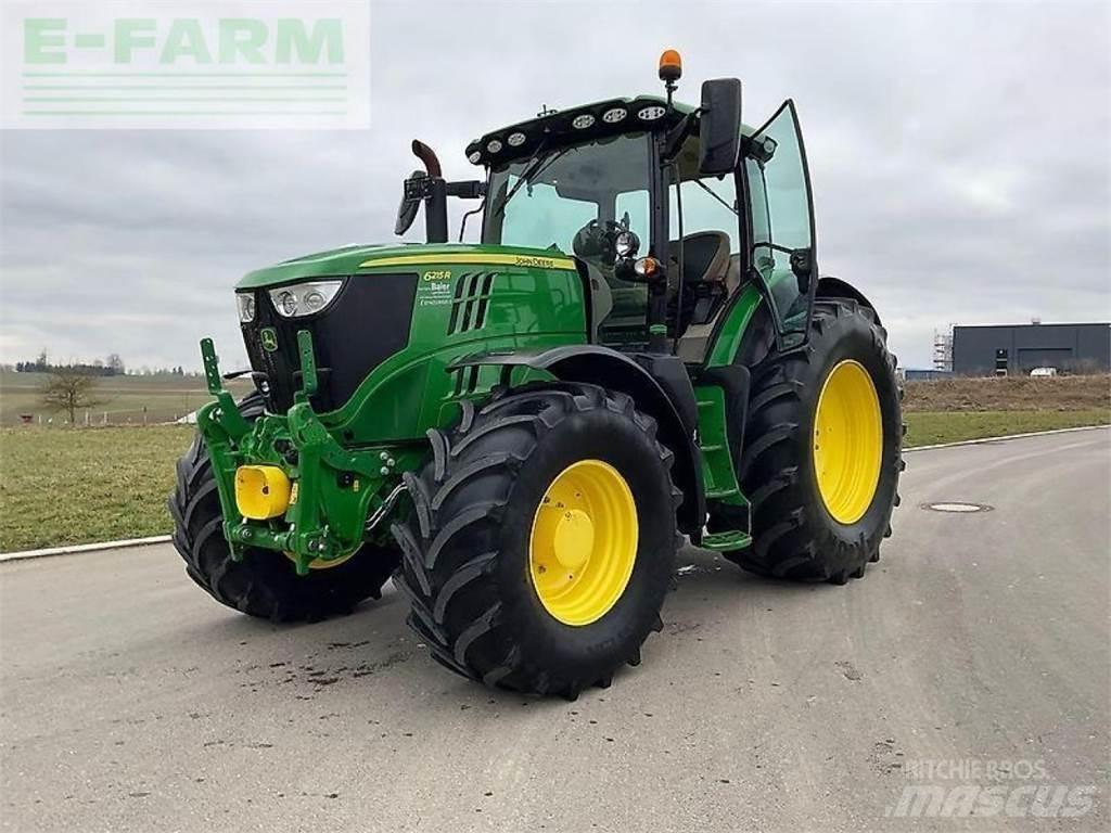 John Deere 6215 r Traktoriai