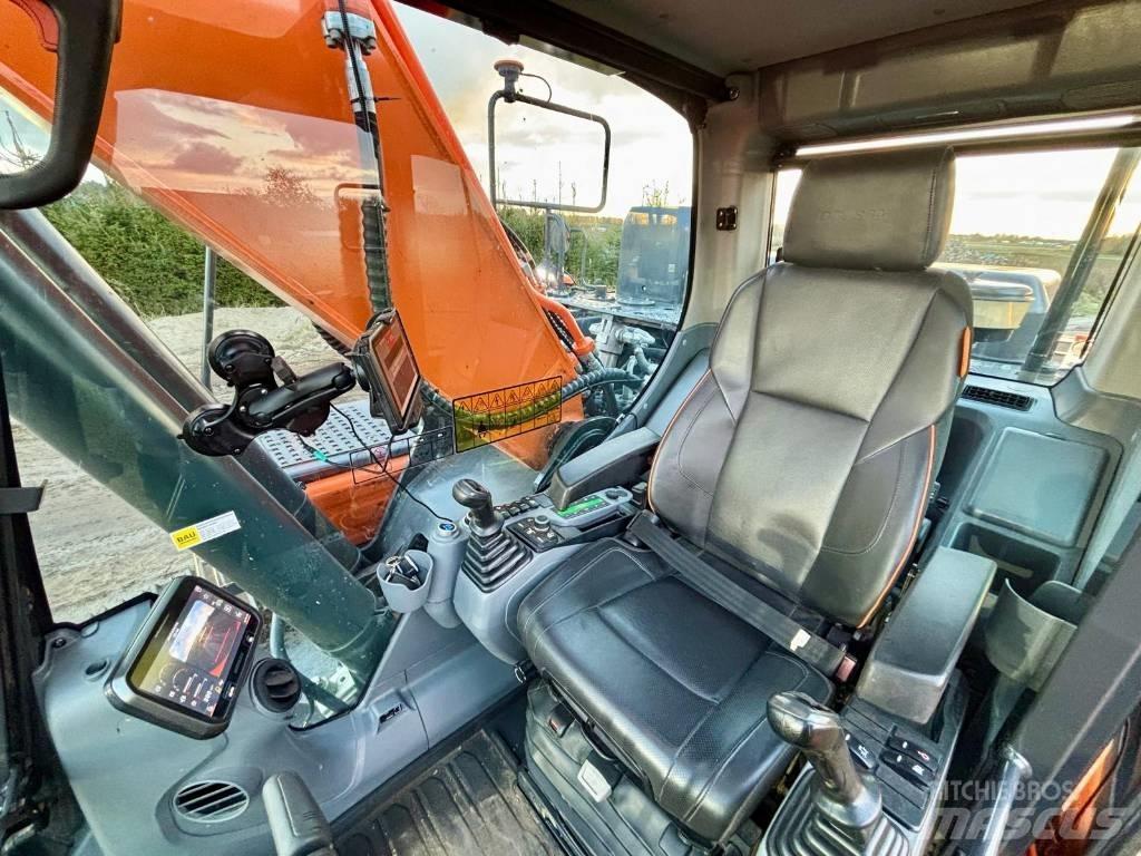 Doosan DX 255 Vikšriniai ekskavatoriai