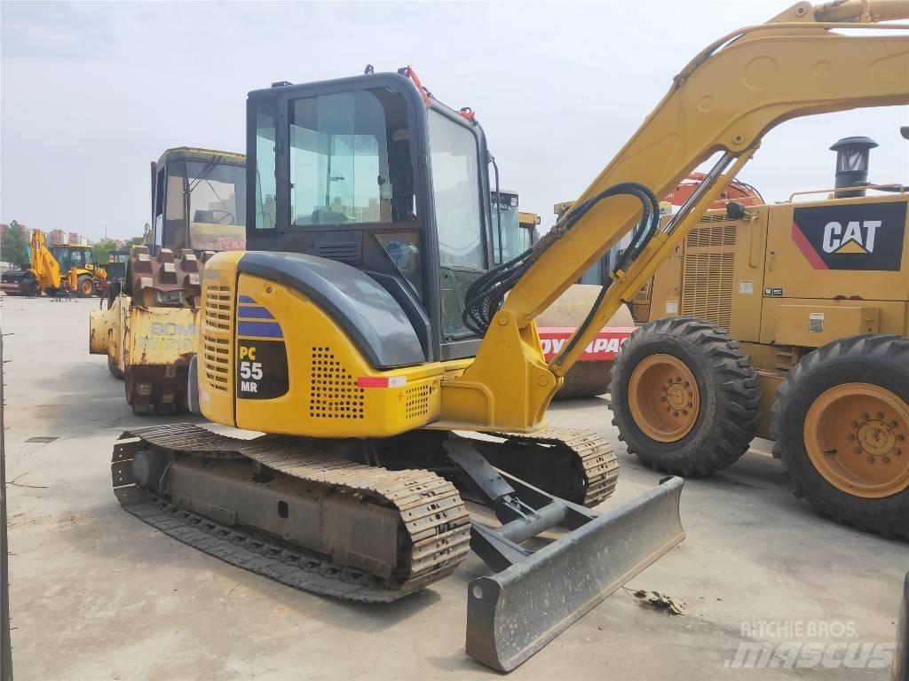 Komatsu PC56-7 Vikšriniai ekskavatoriai